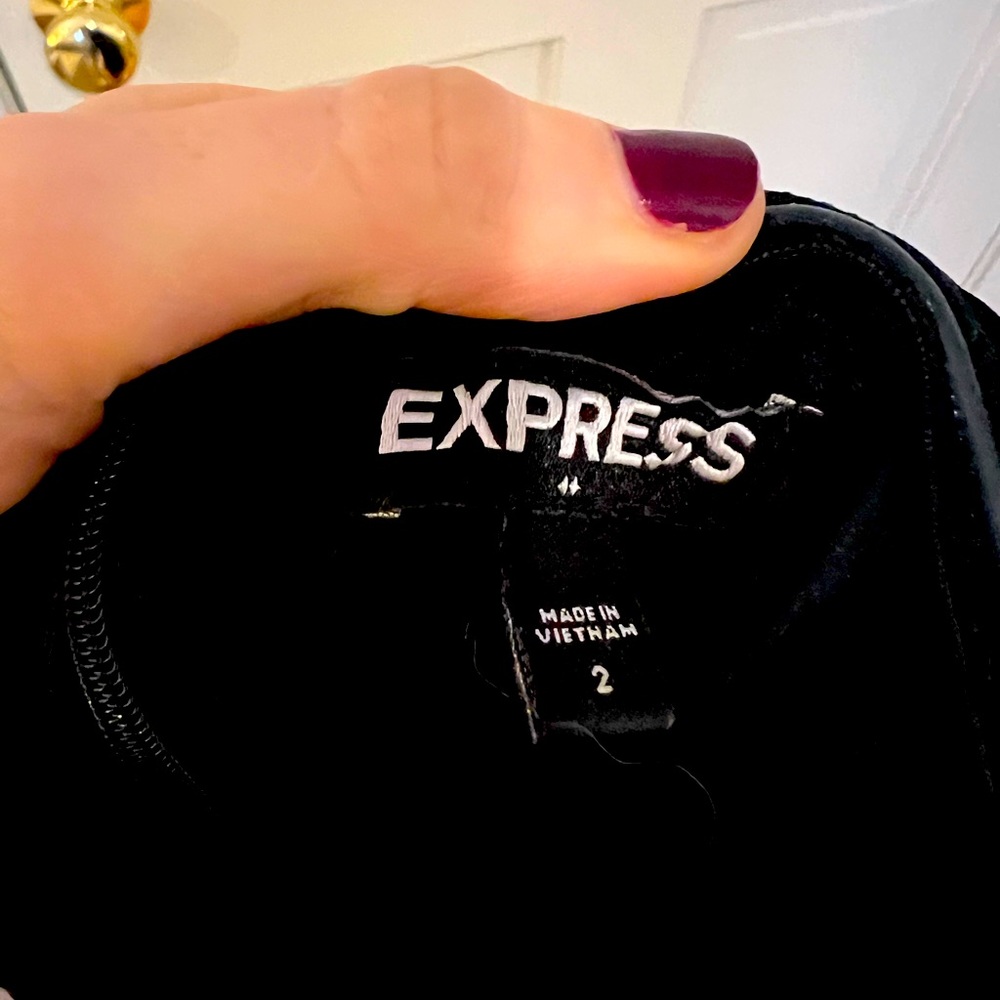 Express Strapless, Thin-Legged Jumpsuit - Picture 4 of 4
